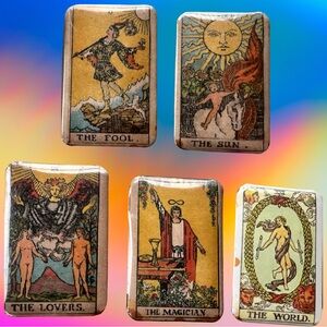 Vintage Tarot Card pin Set